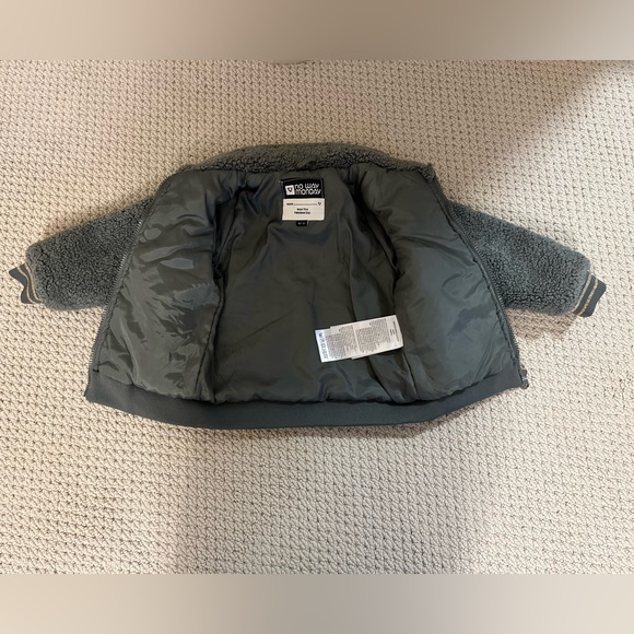 Toddler Sherpa Jacket sz 2yrs. Khaki w/rosegold trim. New without tags. - Picture 5 of 9